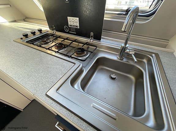 Adria Adora 613 HT | ALDE | FRONTKÖK | STOR TOALETT 9 of 20