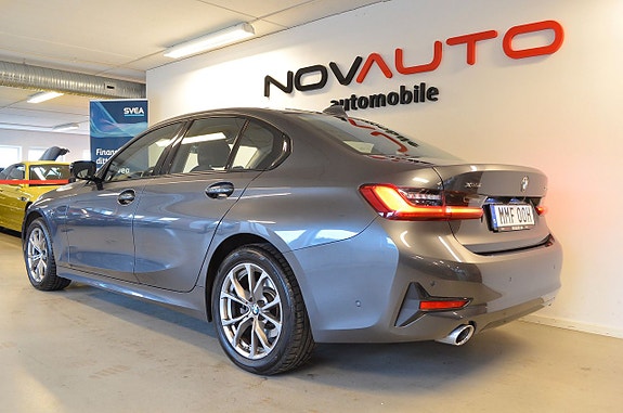 BMW 320 5 of 29