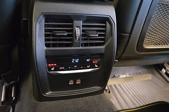BMW 320 19 of 29