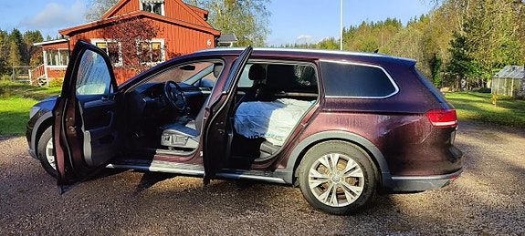 Volkswagen Passat 15 of 15