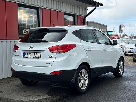 Hyundai ix35 7 of 24