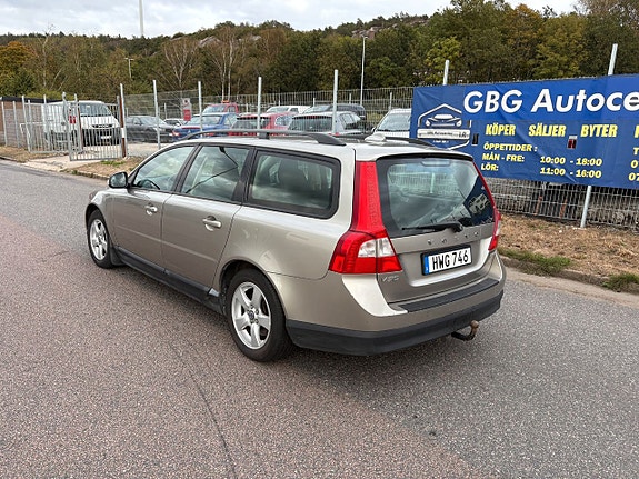 Volvo V70 5 of 13