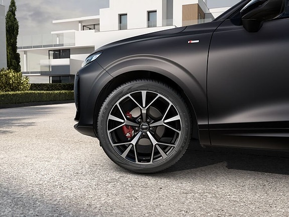 Audi Q3 6 of 10