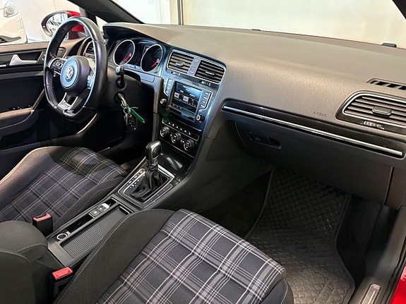 Volkswagen Golf I 11 of 18