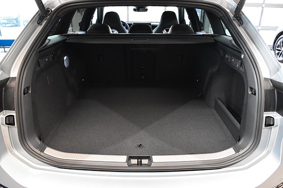 Volkswagen Passat 27 of 28