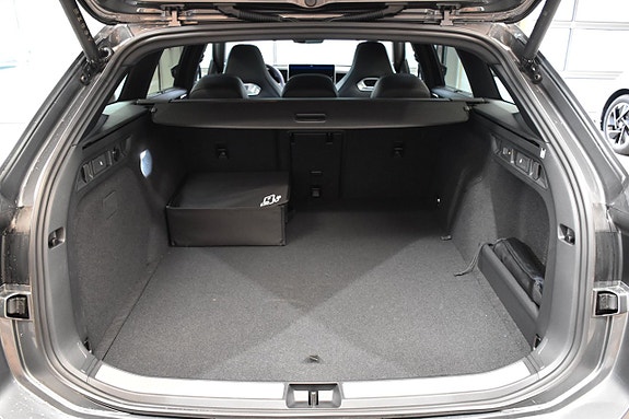 Volkswagen Passat 26 of 26