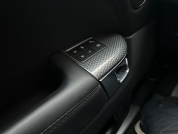 Land Rover Range Rover Sport 13 of 29