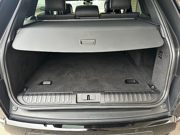 Land Rover Range Rover Sport 21 of 29