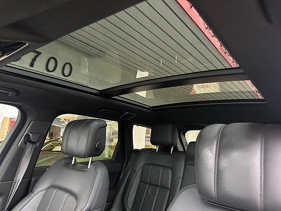Land Rover Range Rover Sport 27 of 29