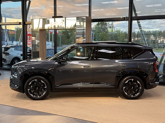 Kia EV5 2 of 8