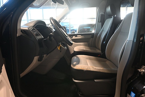 Volkswagen Transporter 8 of 21