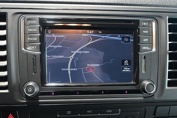 Volkswagen Transporter 18 of 21