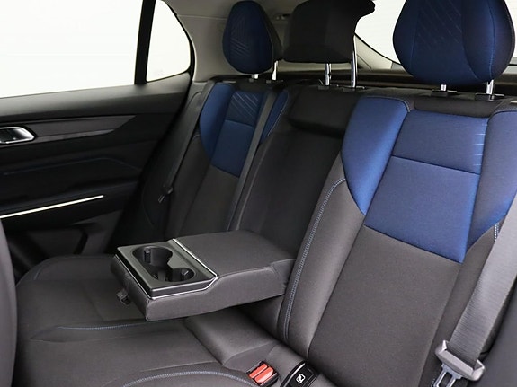 Lynk & Co 01 9 of 30