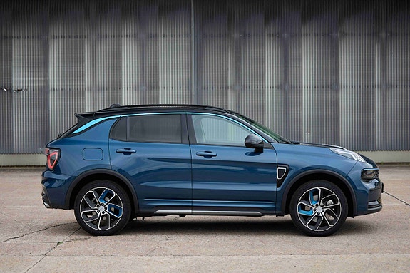 Lynk & Co 01 2 of 30