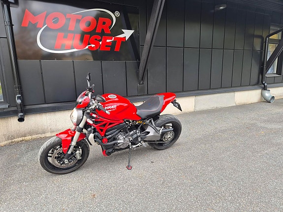 Ducati 1200 Monster -18