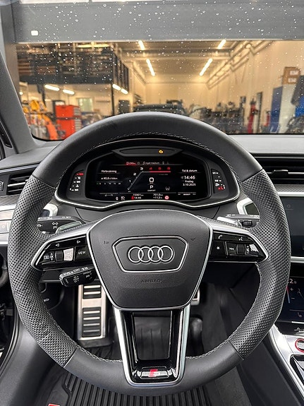 Audi S6 5 of 5