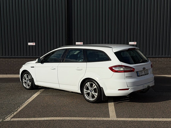 Ford Mondeo 4 of 5