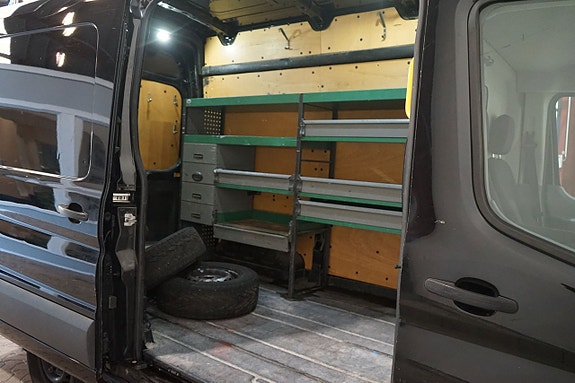 Ford Transit 9 of 11