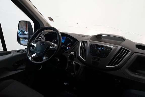 Ford Transit 5 of 5