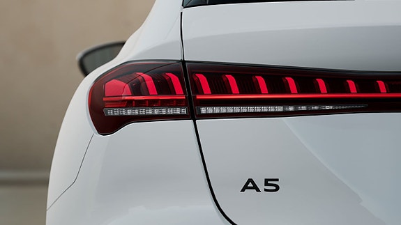 Audi A5 6 of 11