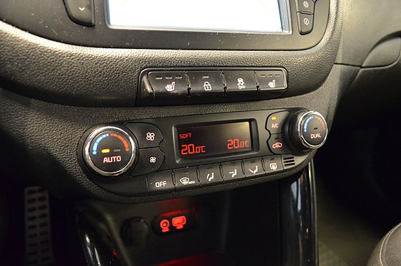 Kia Ceed 10 of 21