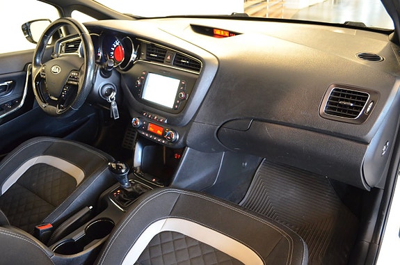 Kia Ceed 14 of 21