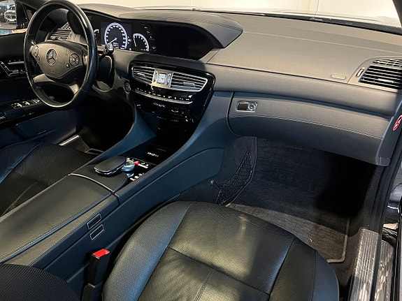 Mercedes-Benz CL500 9 of 17