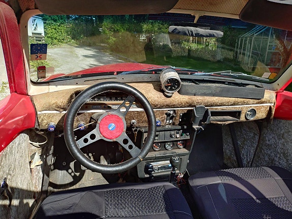 Volvo Amazon 2 of 5