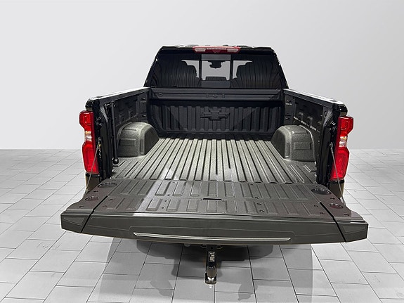 Chevrolet Silverado 1500 5 of 19