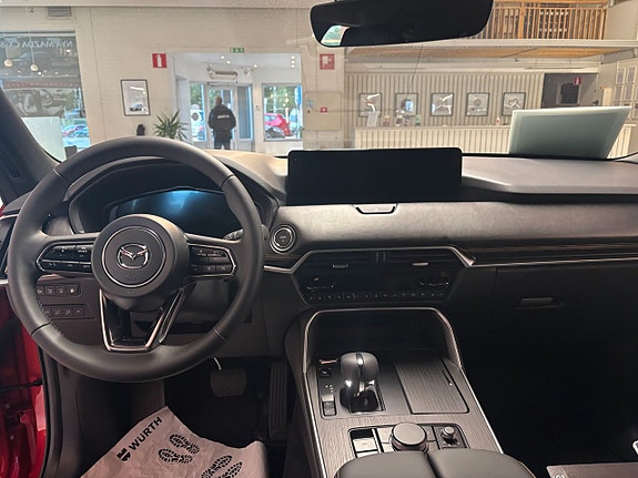 Mazda CX-80 8 of 17