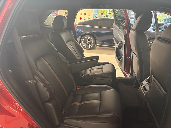 Mazda CX-80 11 of 17