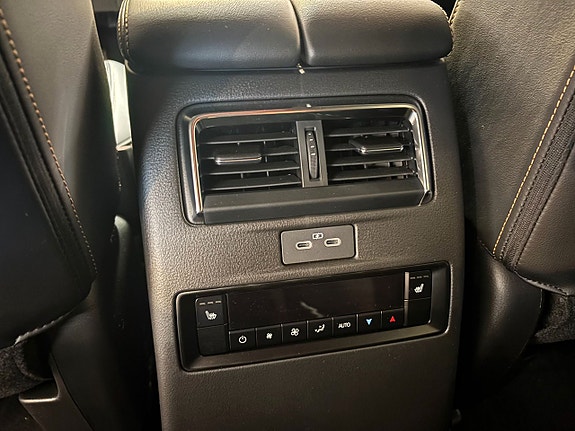Mazda CX-80 13 of 17