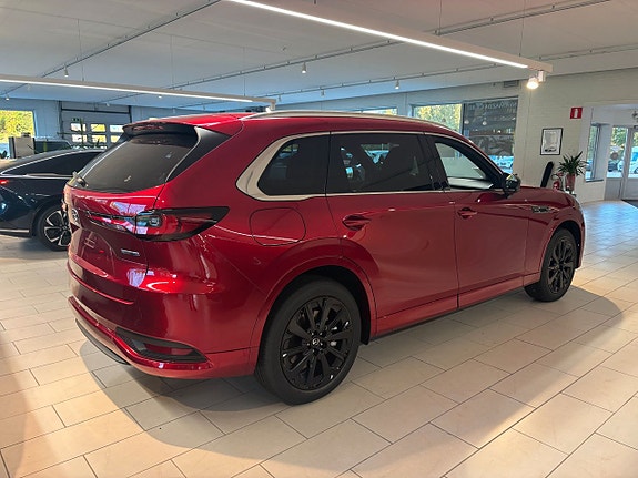 Mazda CX-80 4 of 5