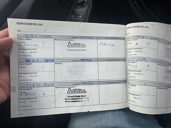 Renault Clio 14 of 18
