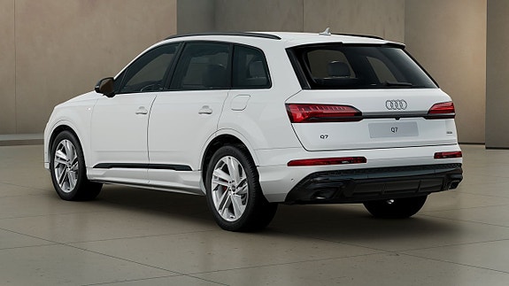Audi Q7 3 of 5