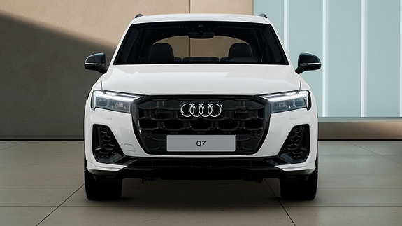 Audi Q7 4 of 5