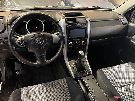 Suzuki Grand VITARA 3-DÖRRAR 1.6 VVT 4WD OMBYGGD BIL EPA NY BESIKTAD 13 of 14