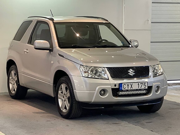 Suzuki Grand VITARA 3-DÖRRAR 1.6 VVT 4WD OMBYGGD BIL EPA NY BESIKTAD 3 of 14