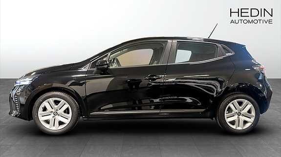 Renault Clio 21 of 30