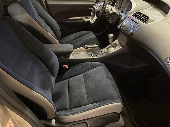 Honda Civic 9 of 13