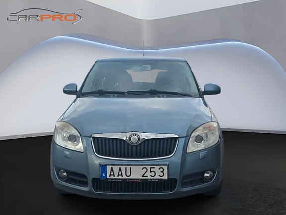 Skoda Fabia 6 of 8