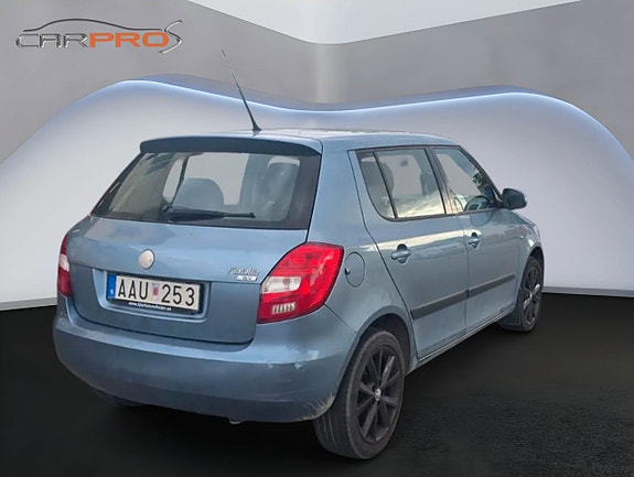 Skoda Fabia 3 of 5