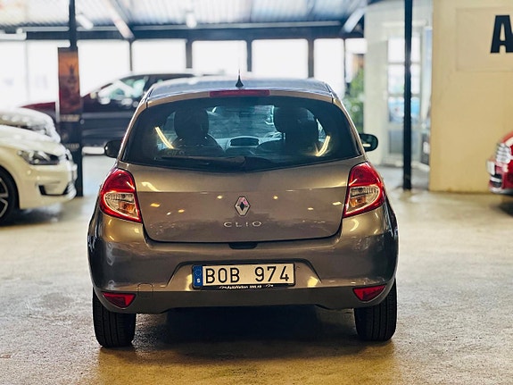 Renault Clio 5 of 15