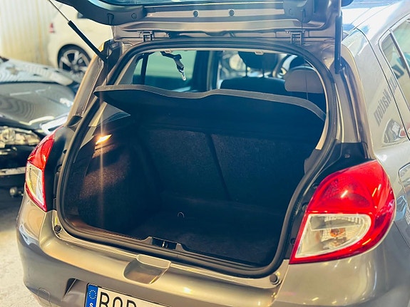 Renault Clio 6 of 15