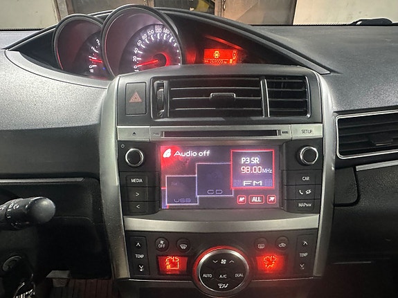 Toyota Verso 16 of 26