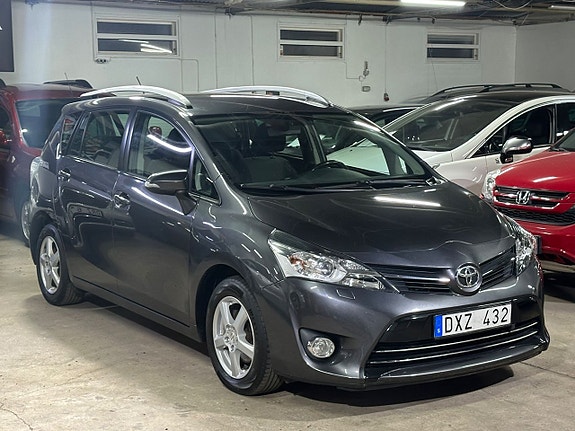 Toyota Verso 3 of 5