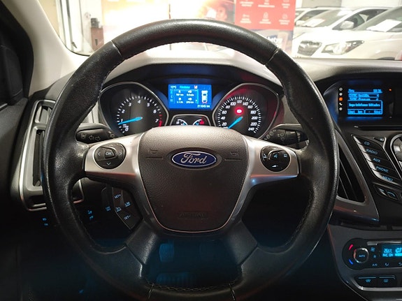 Ford Focus 13 of 16