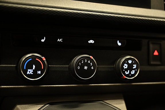 Volkswagen Transporter 27 of 30
