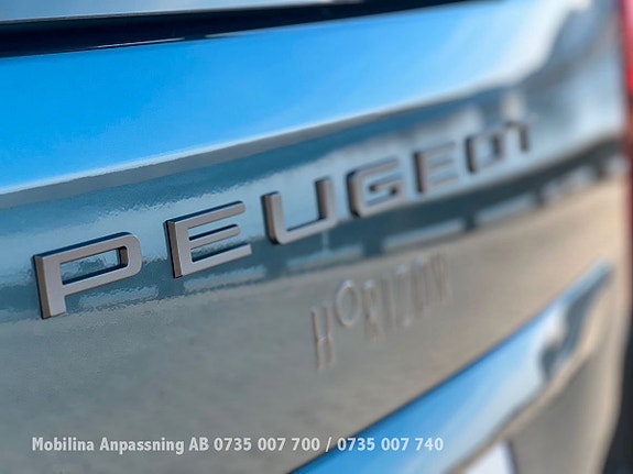 Peugeot Rifter 8 of 23