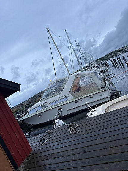 Coronet 32 oceanfarer wing - 1973 6 of 17